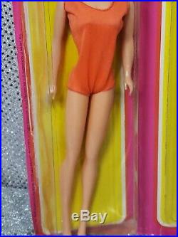 Rare 1976 Barbie And Her Super Fashion Fireworks Doll Giftset Mattel #9805 Nrfb