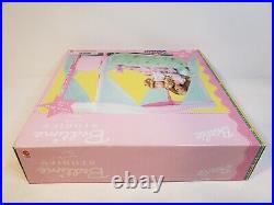 Rare Bedtime Stories Barbie & Kelly Doll Bed 2001 Toys R Us Mattel 88843 Nrfb