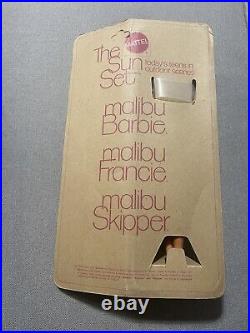The Sun Set 1970 NRFB Vintage Malibu Barbie Doll #1067 New In Box Classic