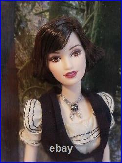 The Twilight Saga Eclipse Alice Barbie Doll 2010 Pink Label Mattel T2237 Nrfb