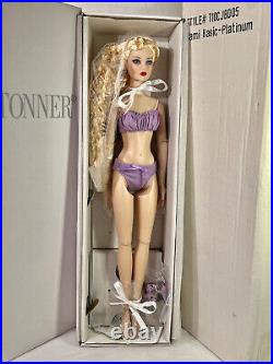 Tonner Cami Basic Platinum Doll 2010 Blonde Crimped Hair HTF STUNNING! NRFB