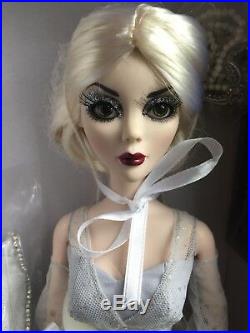 Tonner Wilde Imagination EVANGELINE GHASTLY STAR DUST 18.5 FASHION Doll NRFB LE