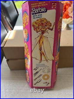 VTG Barbie NRFB 1980 GOLDEN DREAM BARBIE Doll withINTERNATIONAL BOX #1874 RARE