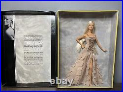 Versace 2004 Barbie Doll-Gold Label-NRFB-Mint Condition Doll