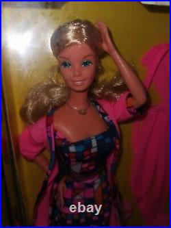 Very Rare Beautiful Giftset Barbie Superstar Fashion Change About Nrfb 1978
