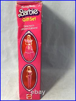 Vintage Twirly Curls Barbie Gift Set 1982 Mattel 4097 NRFB Damaged Box